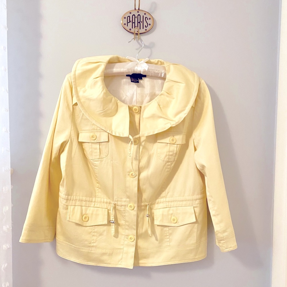 NWOT Sandro Cropped Jacket Size Large